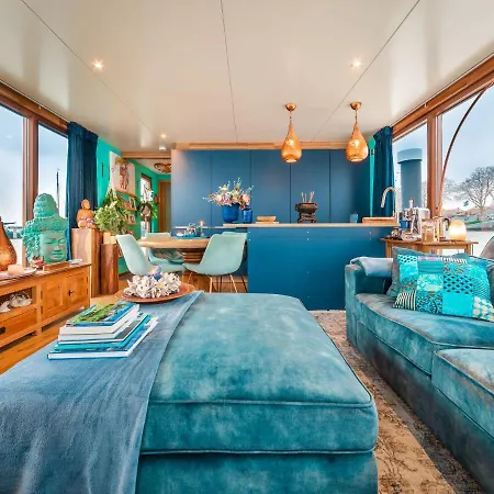 Tekne Romantic, Sailable Harbor Lodge, In A Beautiful Location In Harderwijk