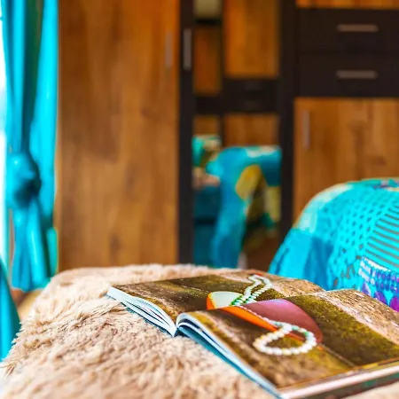 Romantic, Sailable Harbor Lodge, In A Beautiful Location In Harderwijk